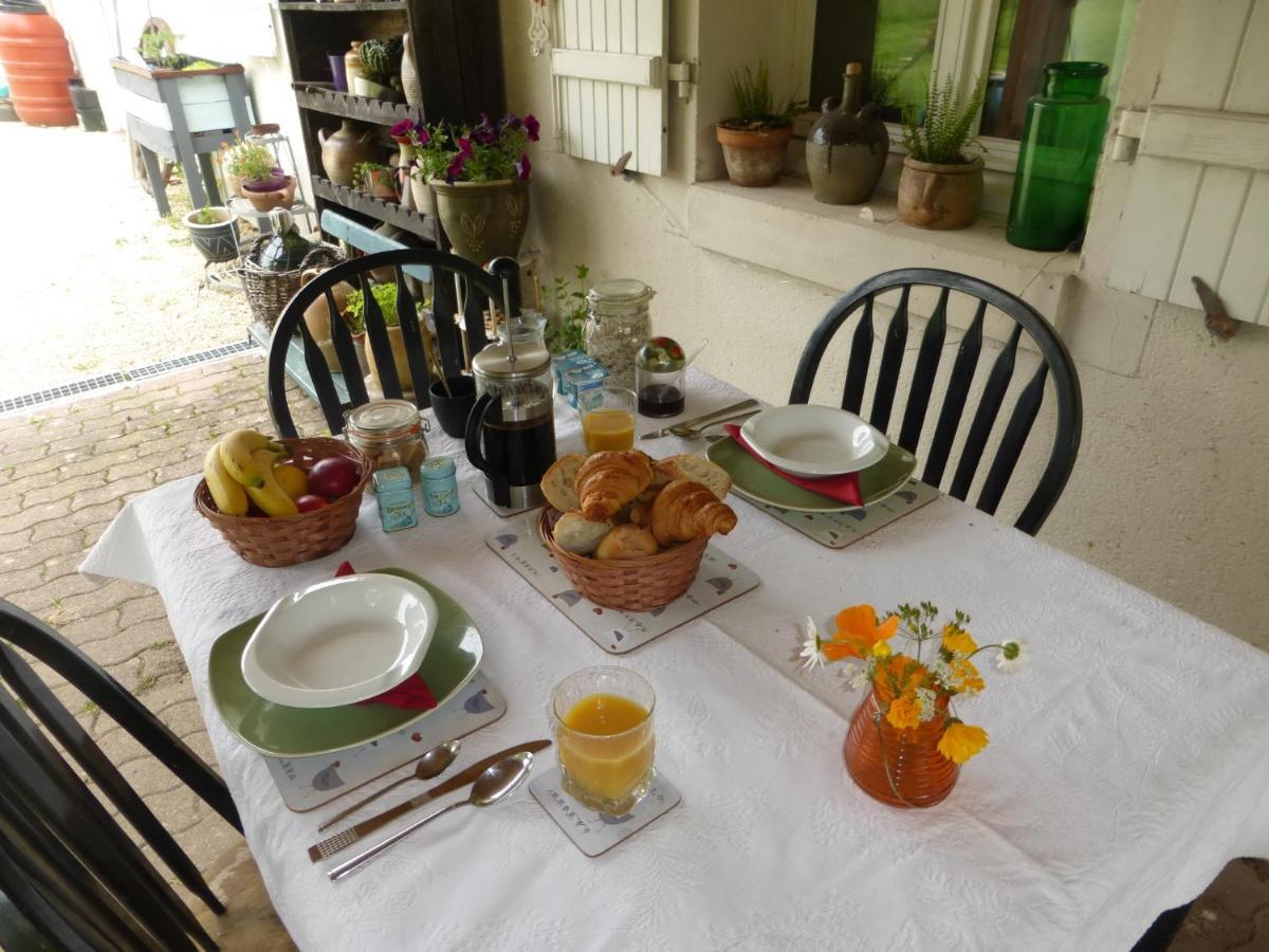 Chez Kate Bed & Breakfast Charroux  Exterior foto
