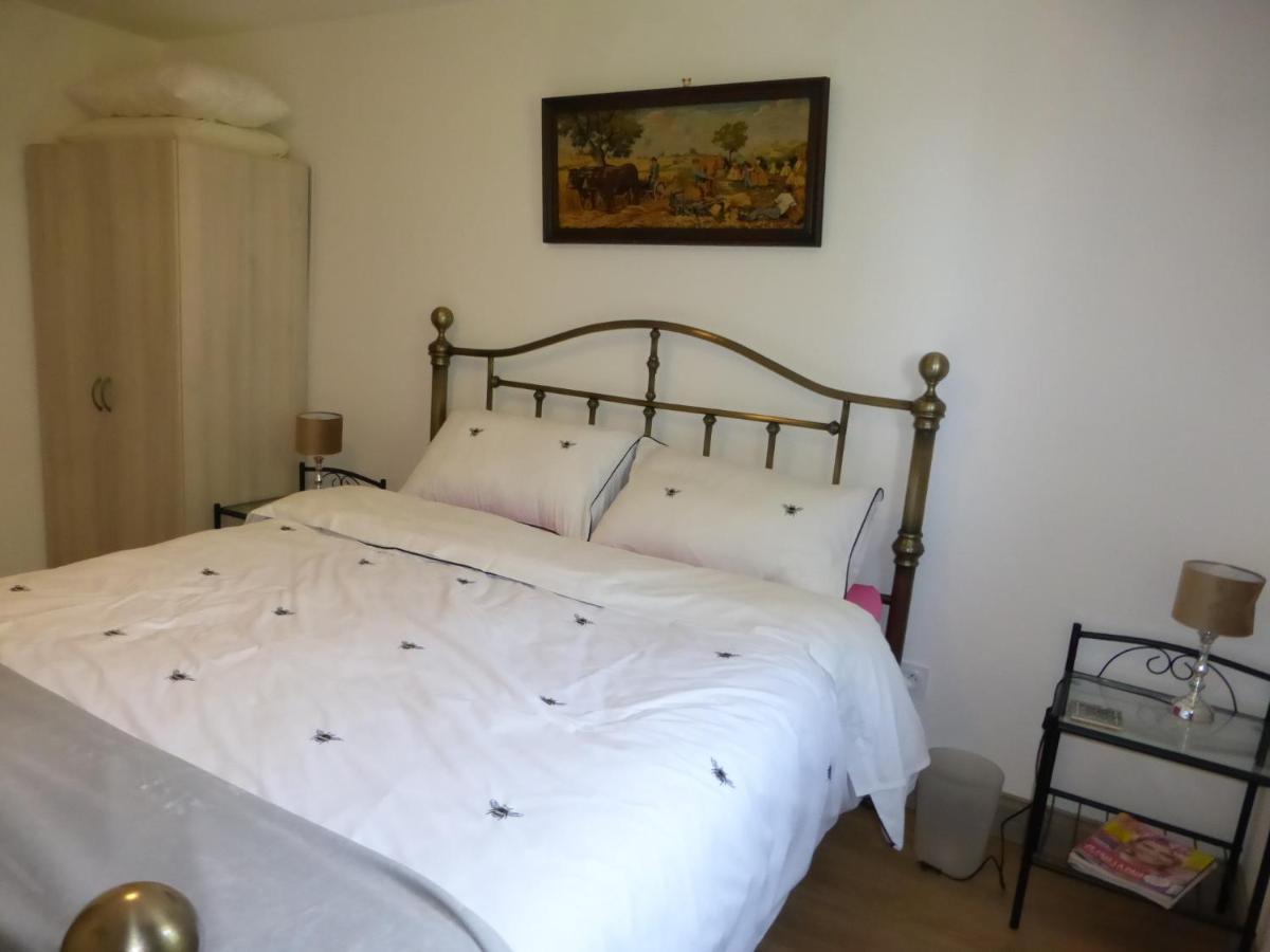 Chez Kate Bed & Breakfast Charroux  Exterior foto
